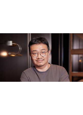 Сценарист Ён Сан Хо 06.09.25